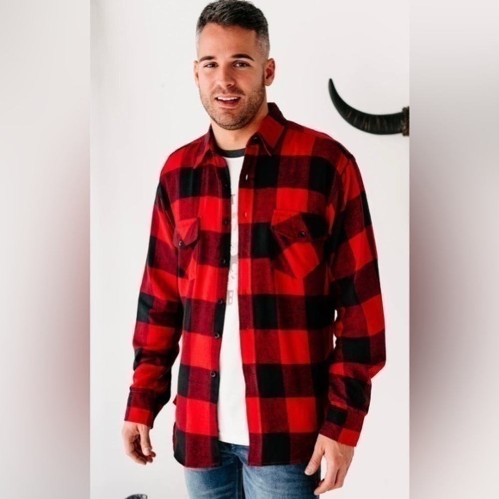 NEW Telluride clothing red Black flannel fleece Shacket jacket size medium